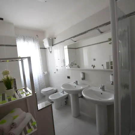 Eden Sassi ماتيرا